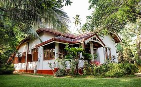 Colonial Residence Kandy Villa